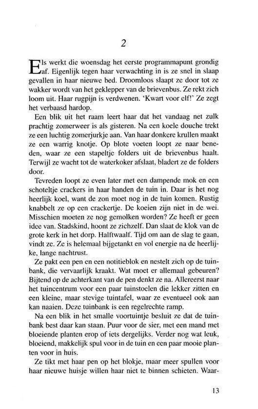 Een zwart-wit close-up van een paginagrote tekst met een klein nummer 13 rechtsonder.