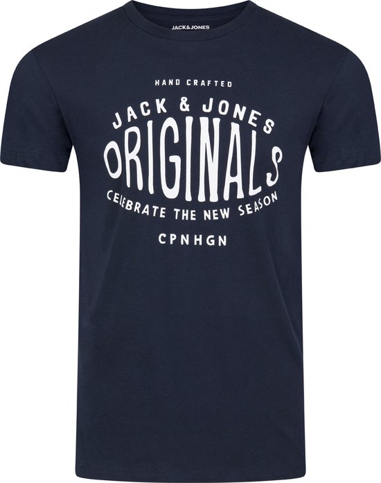 Navy blauw T-shirt met ronde hals van Jack & Jones met witte opdruk 'HAND CRAFTED JACK & JONES ORIGINALS CELEBRATE THE NEW SEASON CPN HGN'.