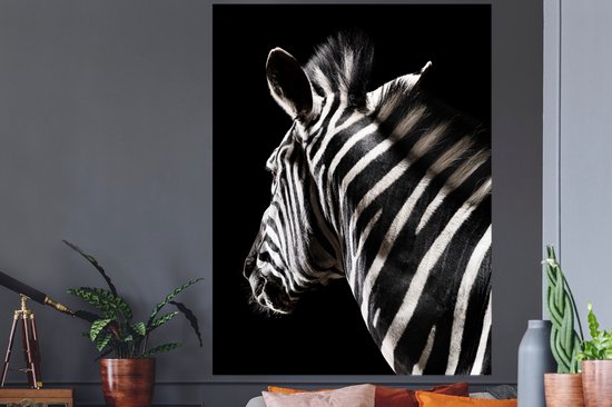 Sticker Muursticker Animaux - Gros plan de zèbre sur fond noir - 120x160 cm - film autocollant - sticker mural repositionnable XXL /