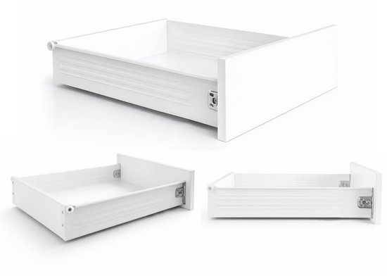 Drie witte lades met metalen handgrepen en geleiders, getoond vanuit verschillende hoeken.