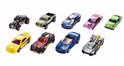 Een set van 10 Hot Wheels speelgoedauto's in verschillende kleuren zoals geel, paars, blauw en groen.