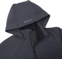 Detailopname van een capuchon op een donkergrijze Icepeak jas met het merklogo zichtbaar.