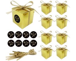 DUGYIRS 50 Stuks Gouden Geschenkdozen Snoep Dozen 7.6x7.6x7.6cm Favor Geschenkdozen met Linten voor Bruiloft, Babyborrel, Verjaardag