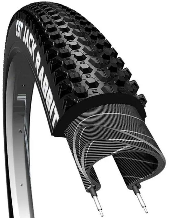 Zwarte CST Jack Rabbit fietsband met noppenprofiel en wit logo op een zilverkleurige velg.