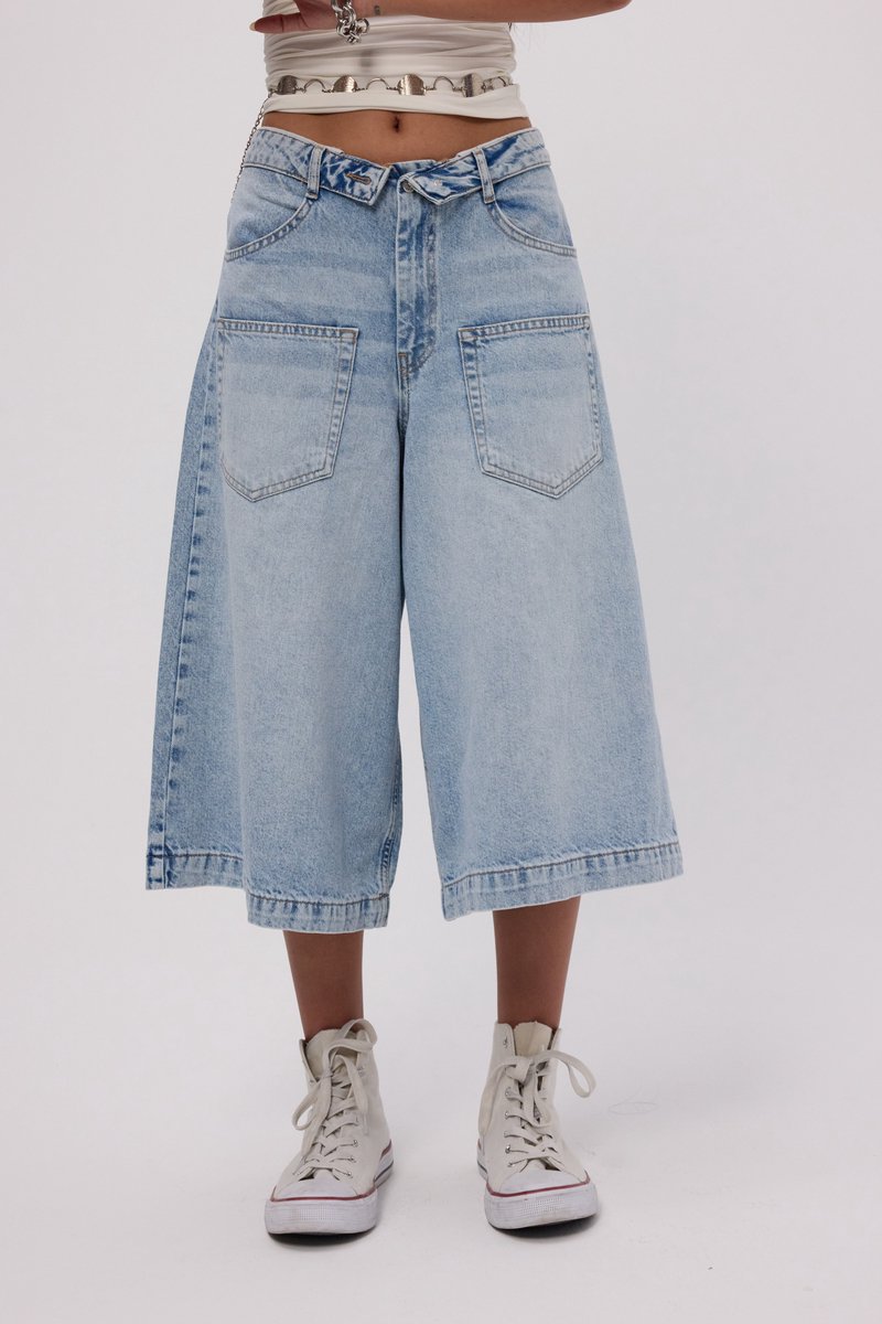 It's Basic - SUPER BAGGY BERMUDA SHORT
