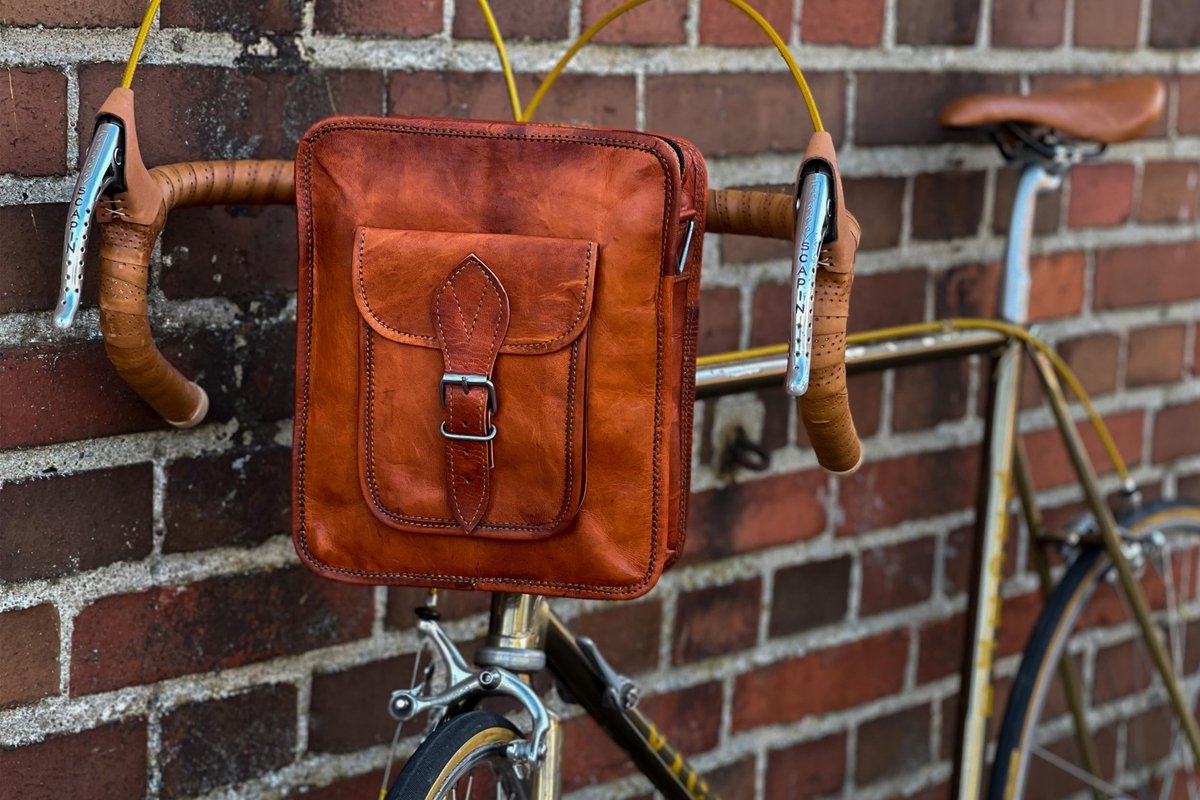 Omgoods - Vintage Fietstas voor Handvat en Schouder met Ruimte voor Tablet
