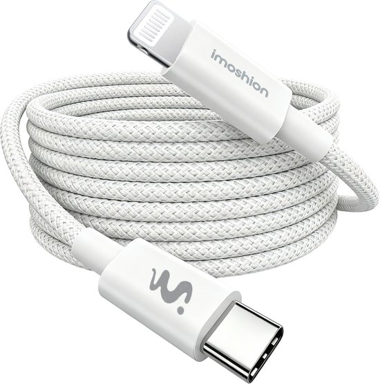 Een witte, gevlochten USB-C naar Lightning kabel van imoshion, opgerold.