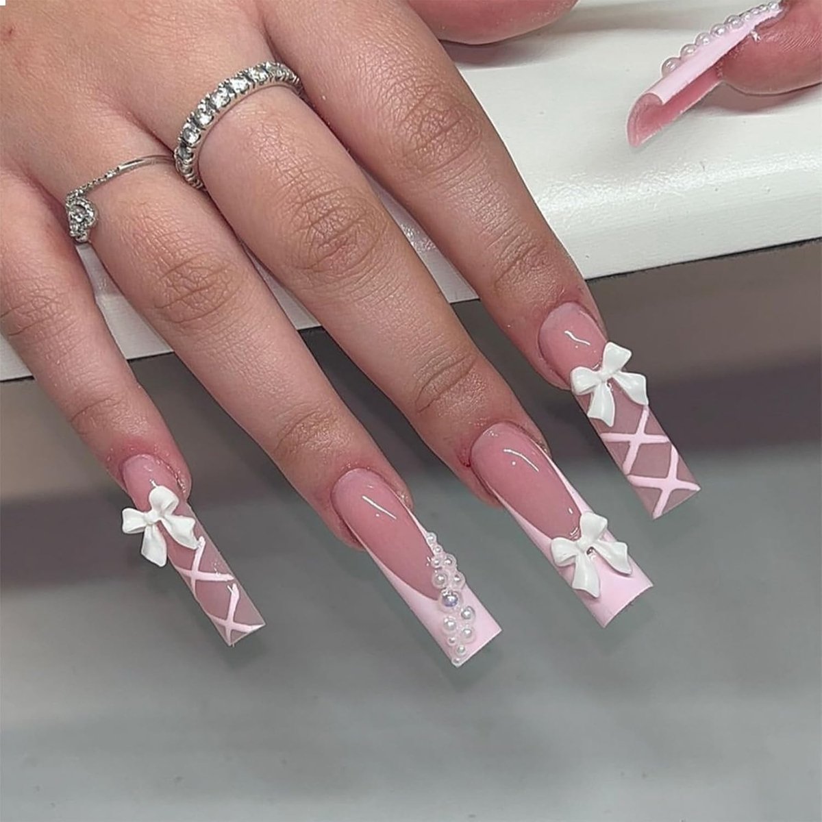Roze Druk Op Nagels Lange Vierkante Valse Nagels Franse Tip Plak Nagels 3D Strik Acrylnagels 24 Stuks Squoval Manicure Valse Nagels