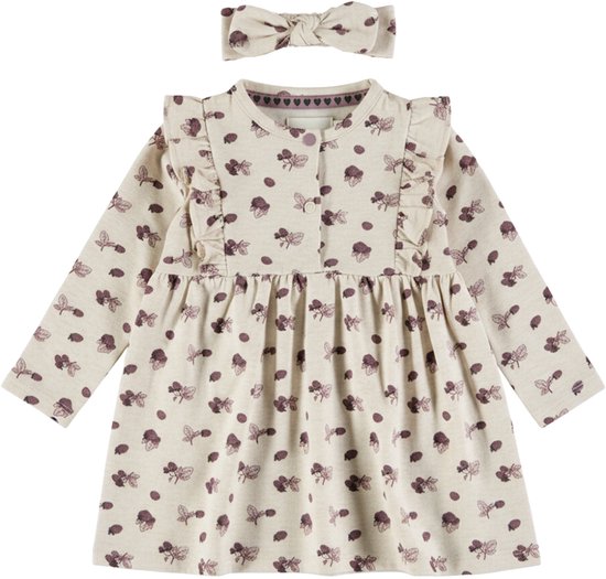 Crèmekleurige jurk met lange mouwen, ruches, knoopjes en all-over print van eekhoorntjes en takjes. Bijpassende haarband.