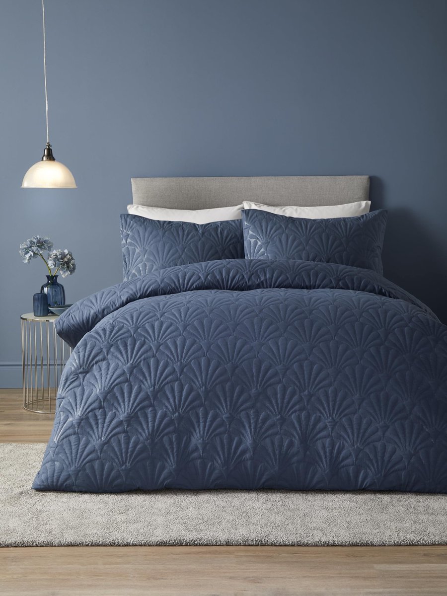 Omgoods - Donkerblauw Dekbedovertrek met Bloemenborduursel 260 x 220 cm