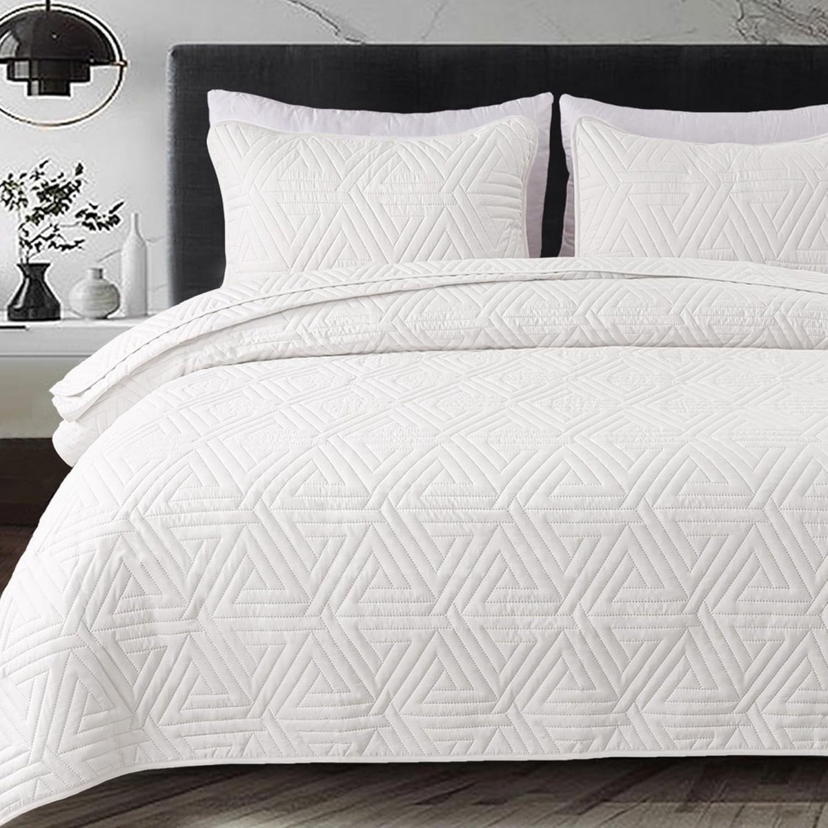 Bedsprei 240 x 260 cm met 2 Kussenslopen, Zachte Microvezel, Geometrisch Patroon, Ideaal voor het Hele Jaar, Lichtgewicht en Comfortabel