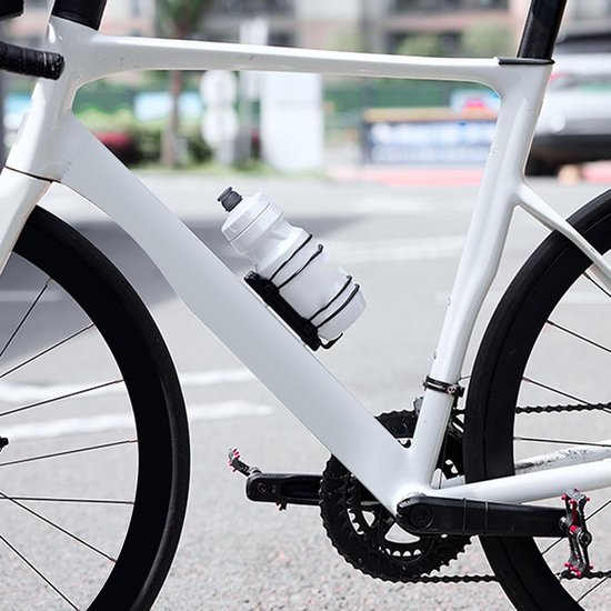 Fiets bidonhouder - Fleshouder fiets - Hydratatie onderweg - Magnetische snelsluiting - 5.7-8.3 cm diameter - Zwart — afbeelding 5