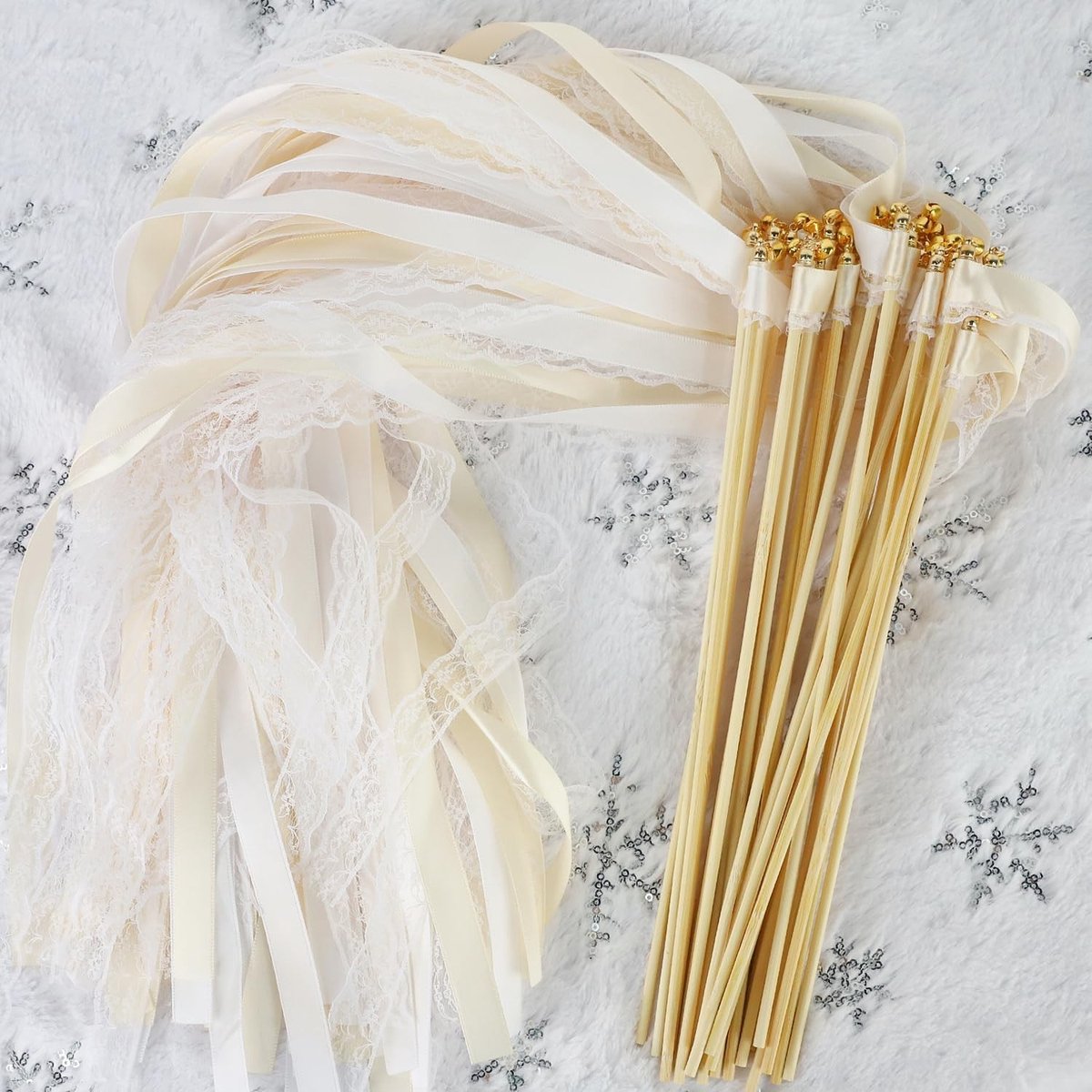 Magische Trouw Wands, 30 Stuks met Belletjes, Romantische Zijde Stokken voor Bruiloften, Verjaardagen en Feestjes, Perfect voor Kerst en Vakanties