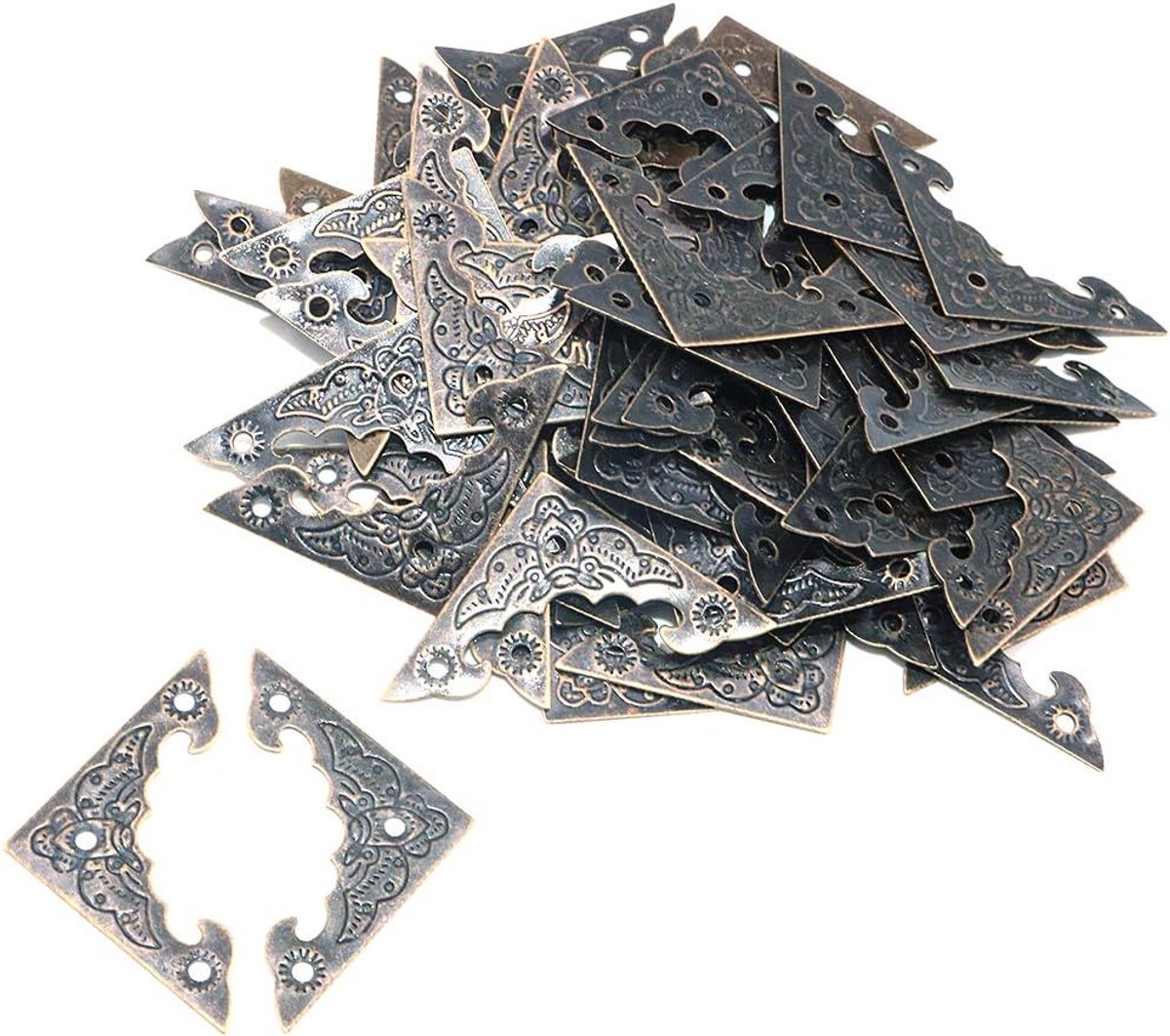 SnelShoppen - 50 Stuks Antieke Hoekbeschermers 25mm Bronzen Legering voor Houten Dozen, Meubels, Tafels, Decoratieve Driehoeken
