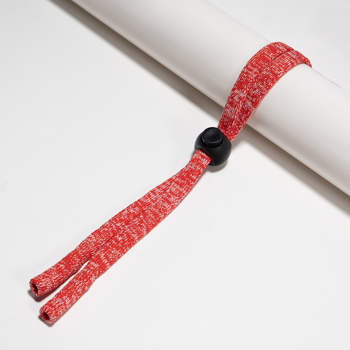 Antislipbrilkoordjes – Set van 5 – Houders voor sportzonnebrillen – Verstelbaar – Geschikt voor dames, heren en kinderen – Veilige brilkoordjes – Accessoires voor buitensporten -Rood-wit