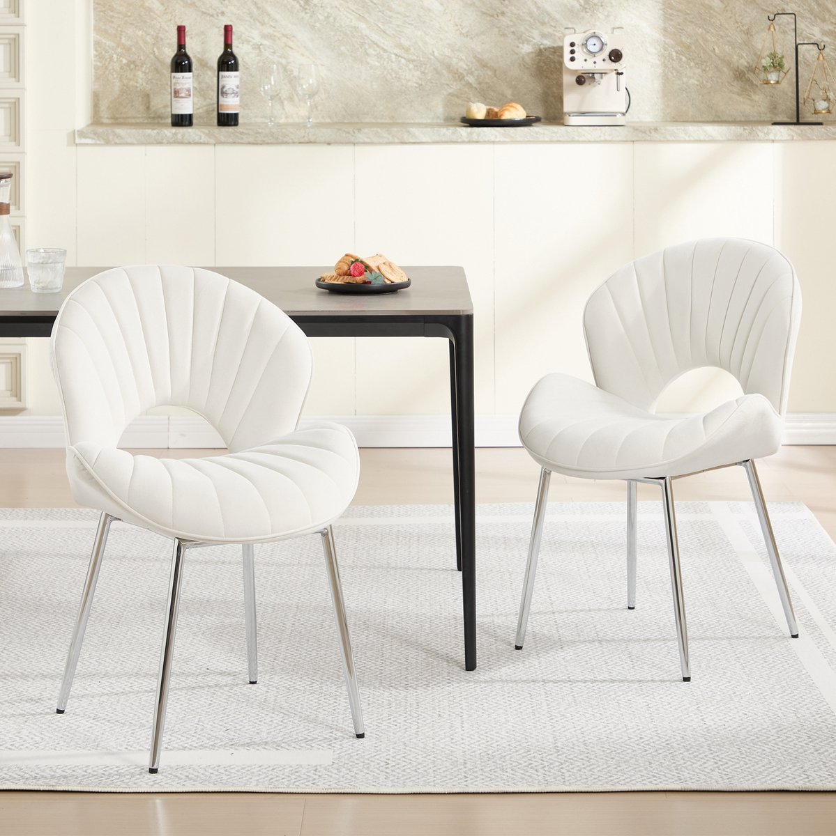 OKWISH Eetkamerstoel – Zonder Armleuning Met Gebogen Rugleuning – Velvet Bekleding En Metalen Poten – Voor Eetkamer, Slaapkamer Of Werkkamer – Ivory