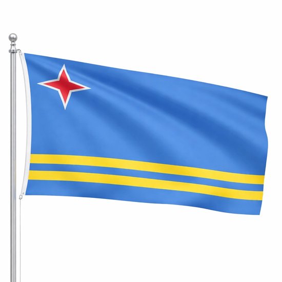 Arubaanse vlag wapperend aan een vlaggenmast.