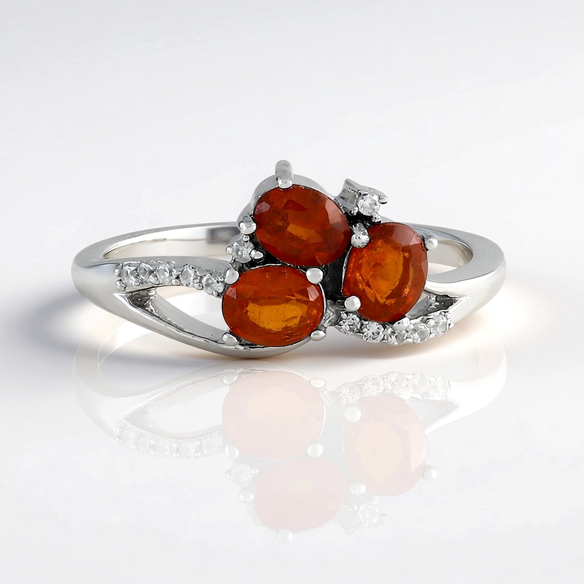 Cavill - Verstelbare Ring 925 Sterling Zilver - Oranje Kyaniet 1,23 ct Ovaal - Pavé Zirkoon 0,09 ct - Elegante Damesring met Edelstenen