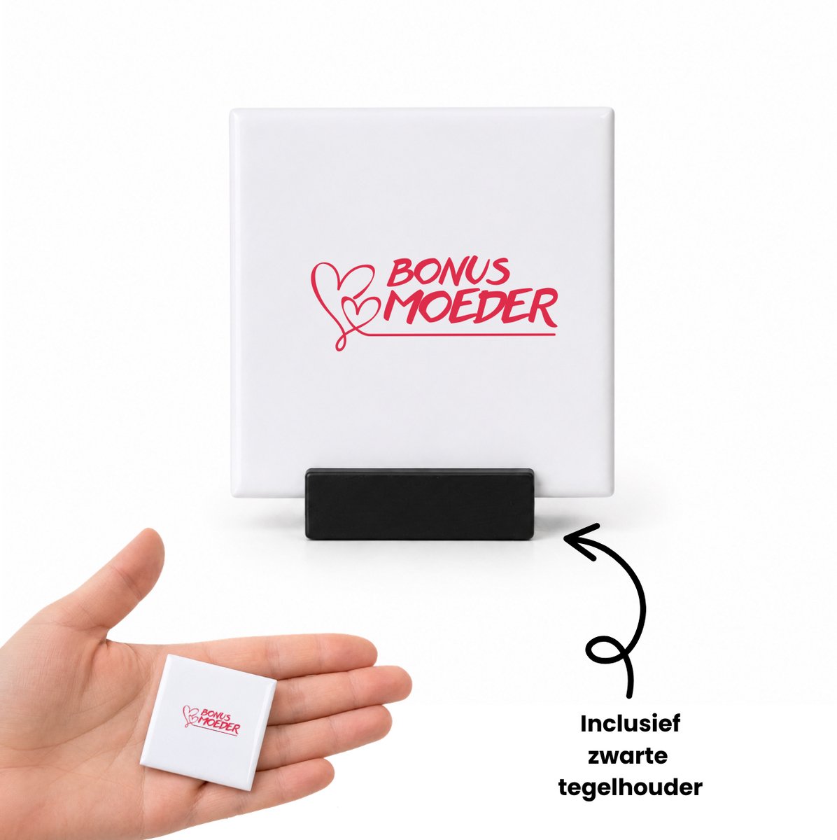 Hacebo Bonus moeder met 2 rode harten en lijn tegeltje met tegelhouder - Bonusmoeder - Moeder - tegeltjes met tekst - moederdag cadeautje - Cadeau voor mama - Verjaardag - Geschenk - Cadeau - Gift - spreuktegels - 4.8x4.8 CM Wit