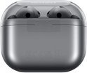 Grijze Samsung Galaxy Buds3 Pro in gesloten oplaadcase met transparant deksel.