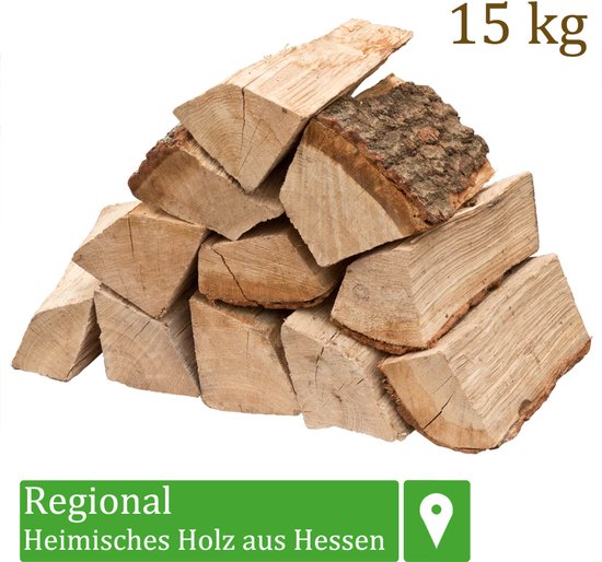 Stapel van tien eiken brandhoutblokken van 25 cm, deels met schors. Regionaal en lokaal hout uit Hessen.