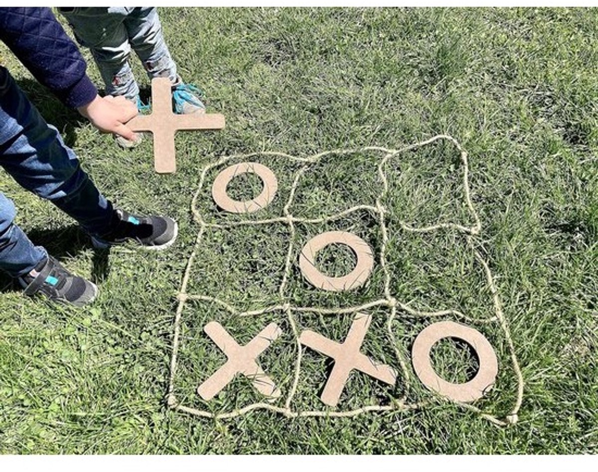 XXL Tic Tac Toe - X en O spel - Binnen en buiten - Groot formaat spel - 640 gram
