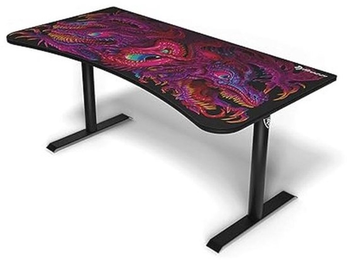 Ultrawide gebogen gaming bureau met waterafstotende bureauonderlegger en kabelmanagement