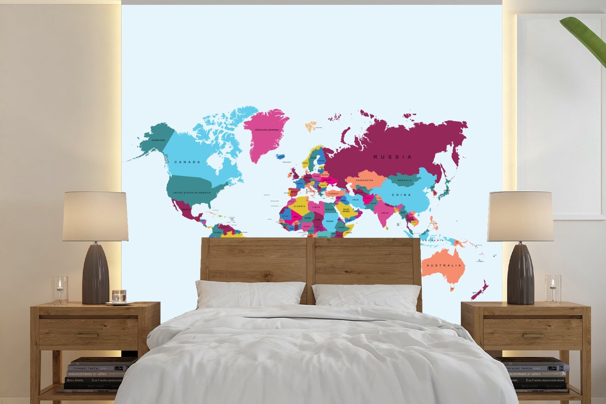 Behang - Fotobehang Wereldkaart - Trendy - Kleurrijk - Breedte 240 cm x hoogte 240 cm