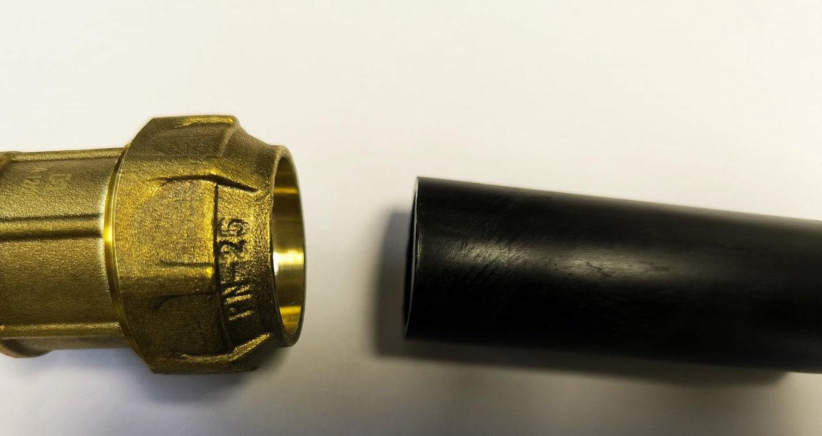 Hoekstukken van messing, 32 mm, voor 32 mm polyethyleen buis, 4 stuks