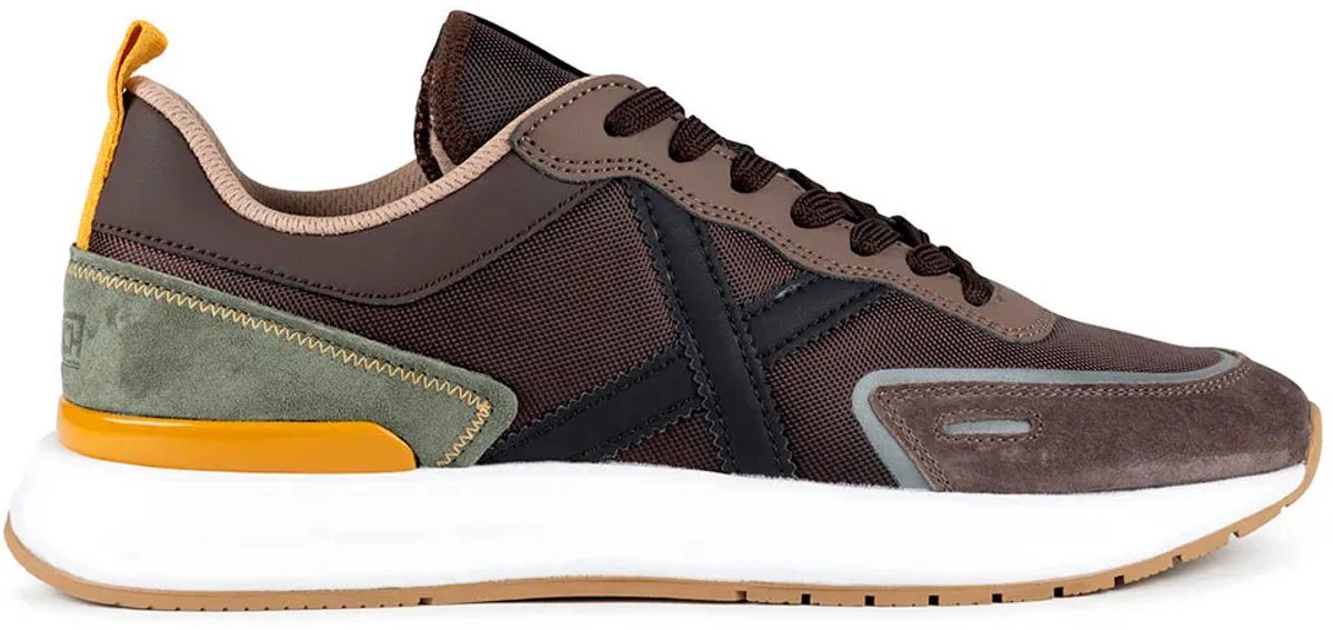 Munich Speed 21 Allcourt Schoenen Bruin EU 46 Man