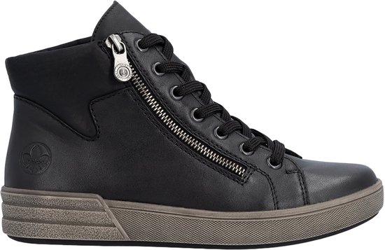Zwarte leren hoge sneaker met rits en vetersluiting, grijze zool.