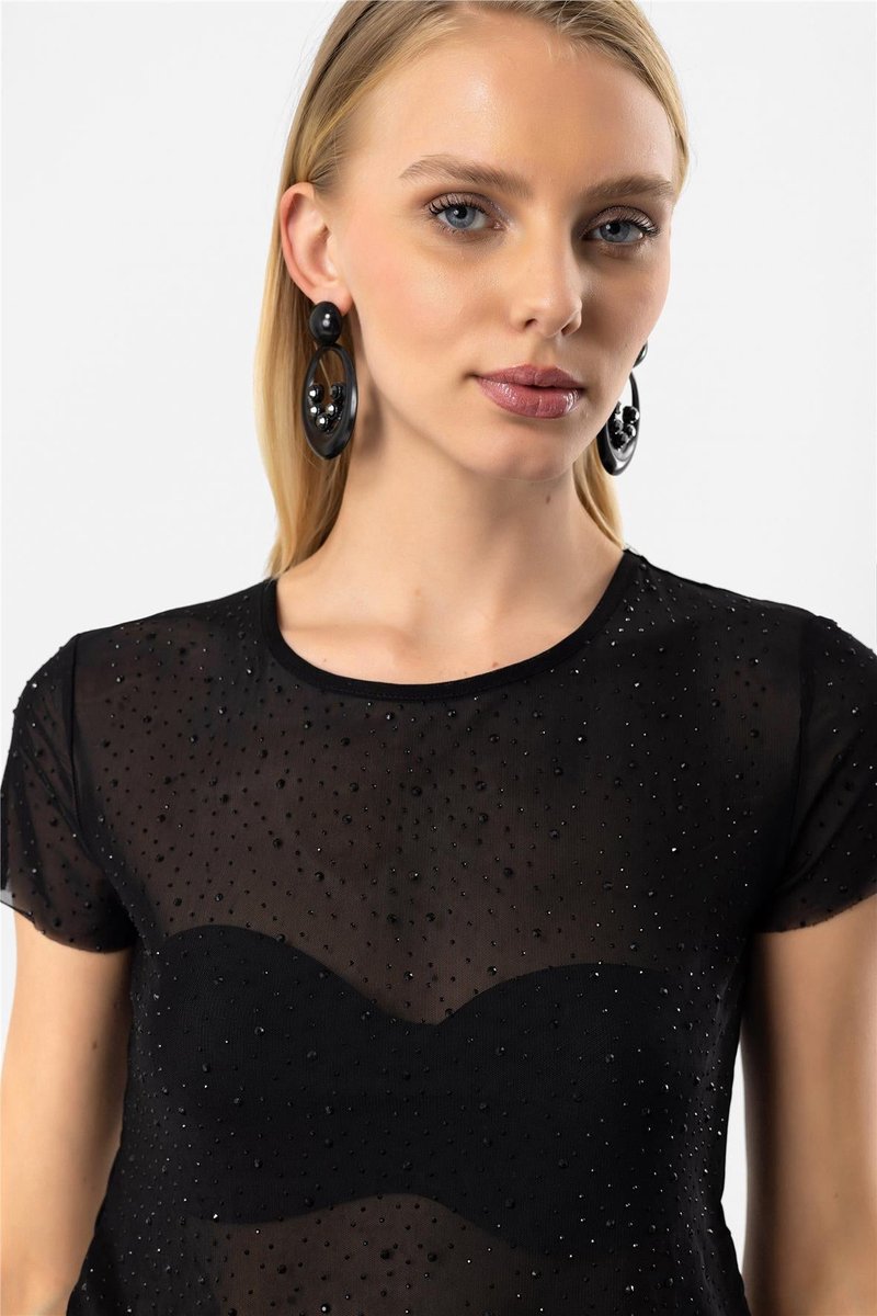T-shirt sans manches orné de pierres