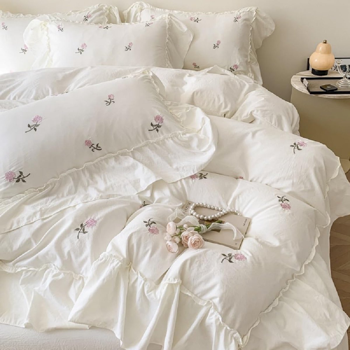 Beddengoed 155 x 220 cm, wit-roze bloemen met ruches, romantisch borduurwerk, beddengoedset, microvezel, Oeko-Tex beddengoedset, dekbedovertrek 155 x 220 cm en 1 kussensloop 80 x 80 cm, met