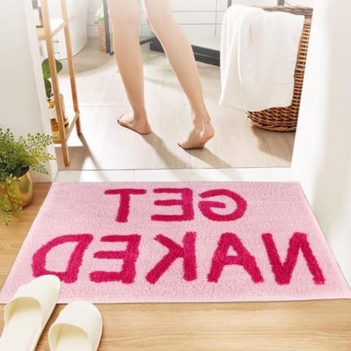 Zachte en Antislip Badmat 40x60cm - Ideaal voor Badkamer, Douche en Toilet - Roze Badkamer
