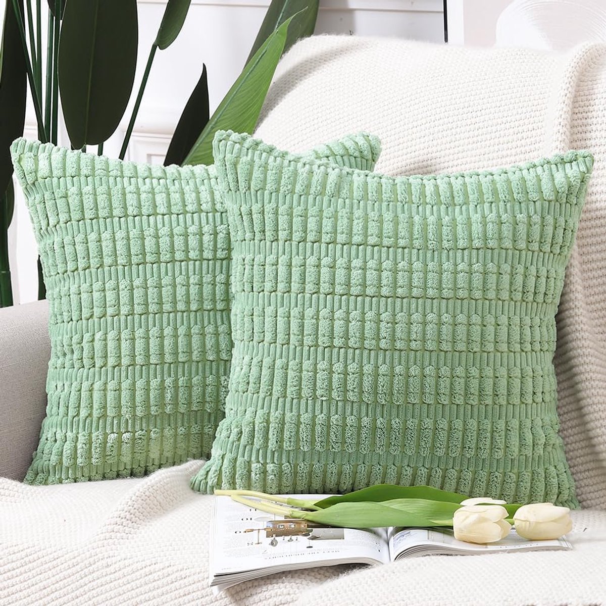 SnelShoppen - Set van 2 Boho Gestreepte Corduroy Kussenhoezen 50x50cm Groen - Zachte Decoratieve Kussen Covers voor Sofa en Slaapkamer