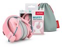 Roze Alpine Muffy gehoorbescherming voor kinderen met verpakking en opbergzakje. Op de doos staat Alpine Muffy.