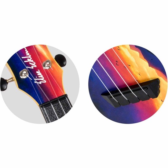 Close-up van de kop en brug van een ukelele. De kop heeft een zonsondergangprint met de tekst 'Elise Ecklund'. De brug toont een print van een zonsondergang.