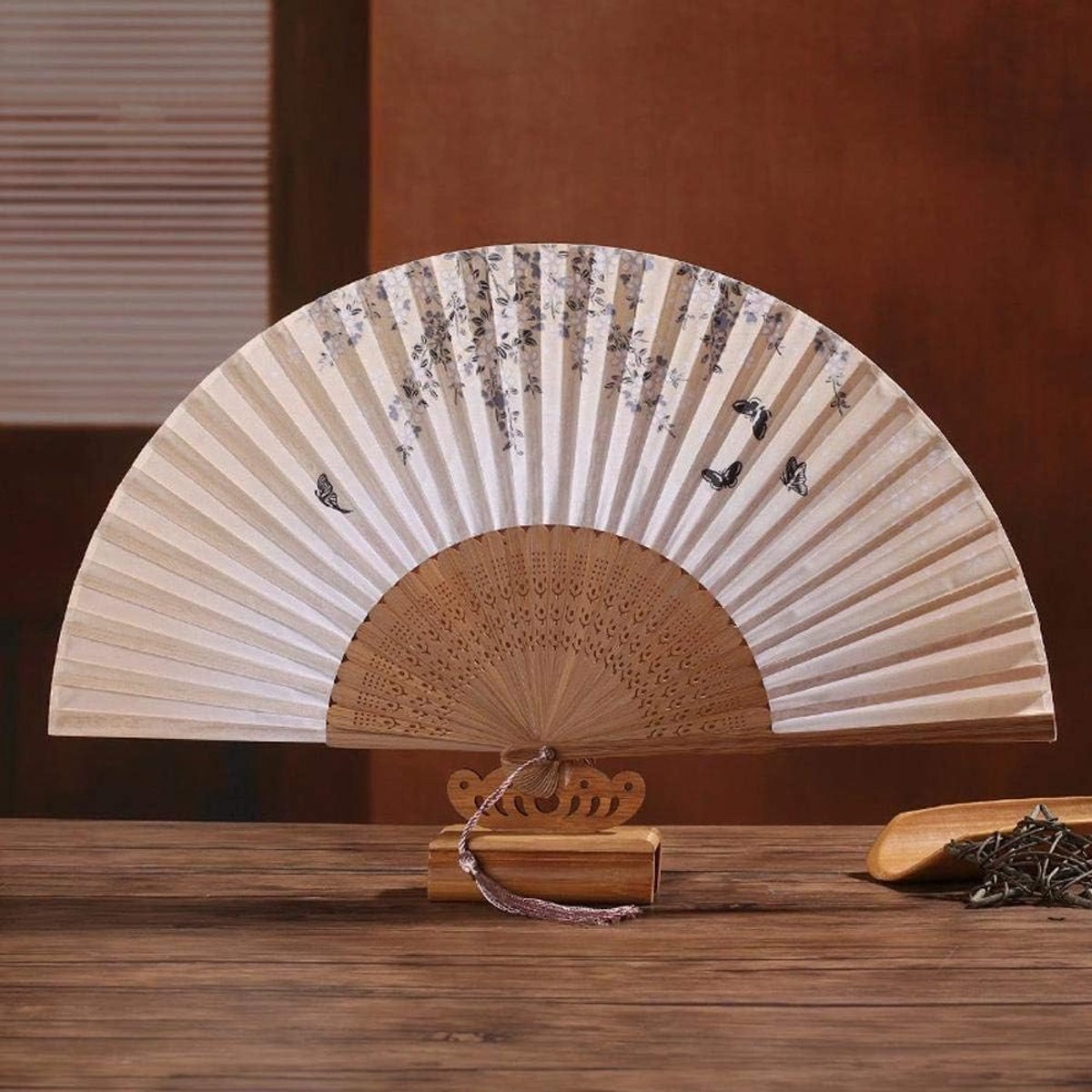 Vouwbare handventilator - bamboe met franjes - decoratief en praktisch - perfecte koeling in de zomer - ShopVlot