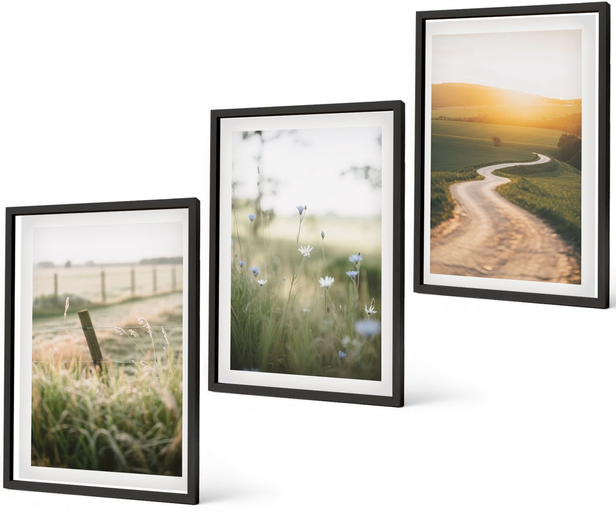 Coloray 3-Delige Schilderij Set - Landschap Met Een Weide, Een Weg En Een Zonsondergang. - 40 x 60 cm - Moderne Wanddecoratie - Woonkamer - Woonkamer Decoratie