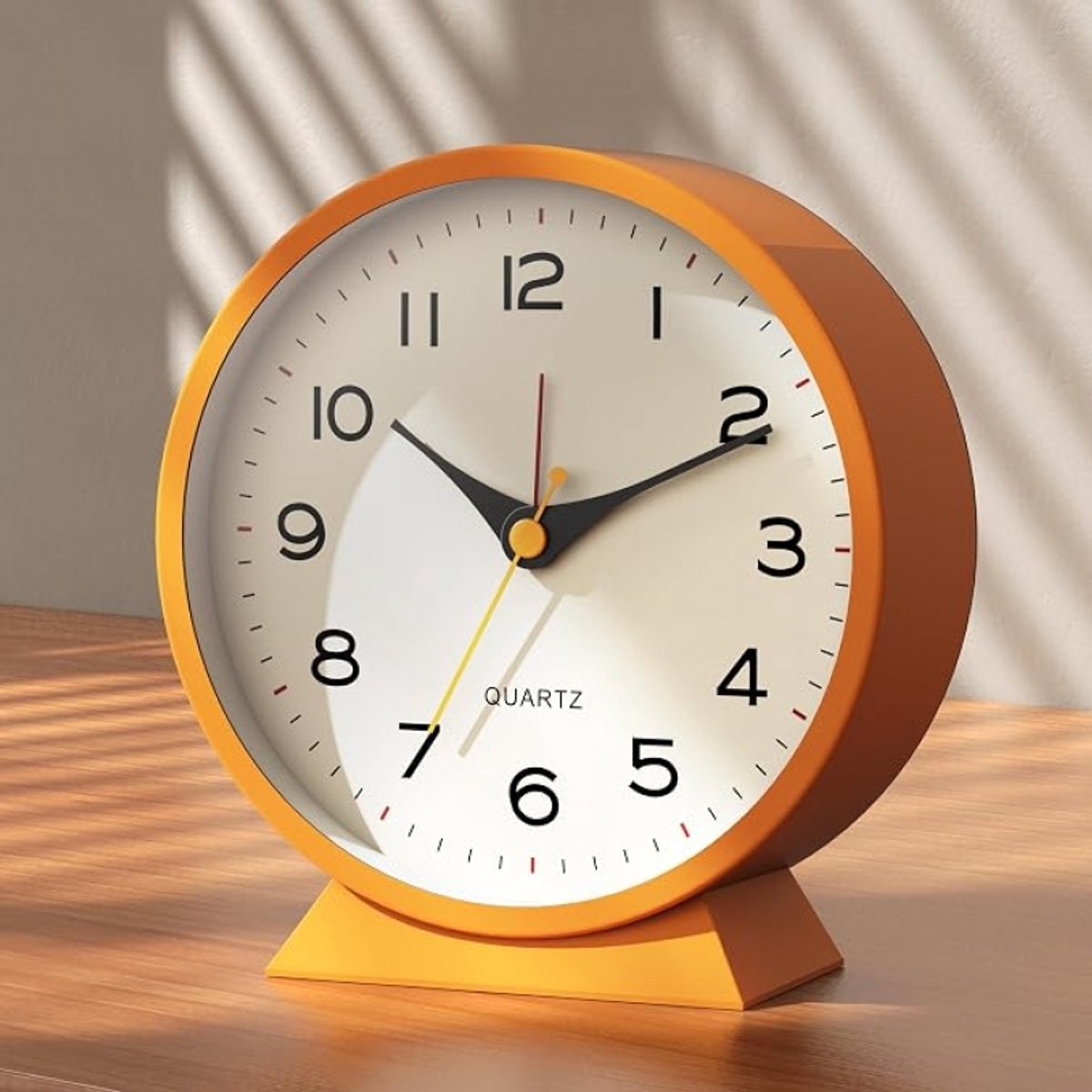 Analoge wekker Retro Metaal Stil Snooze Licht Bureauklok Batterij Kinderen Oranje 11.50cm