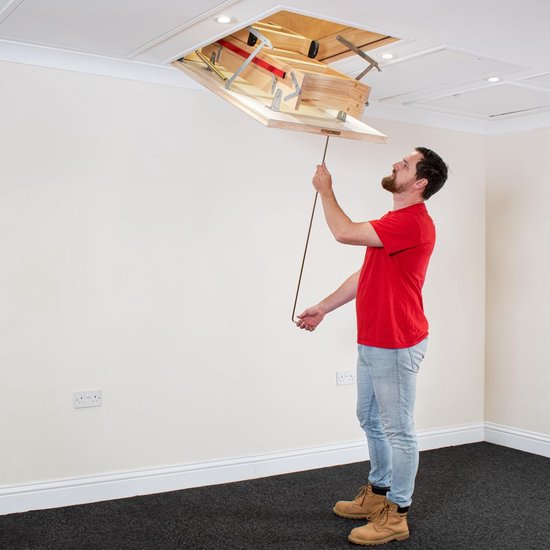 Luxe Houten Zoldertrap - Inklapbare Vlizotrap met Dubbele Leuningen en Geïsoleerd Luik - Geschikt voor Plafondhoogtes tot 2,8 m (1100 x 700mm) van Luxe. — afbeelding 5