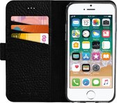 Apple iPhone SE (2016) Hoesje - Senza - Exquisite Serie - Echt Leer Bookcase - Intense Black - Hoesje Geschikt Voor Apple iPhone SE (2016)