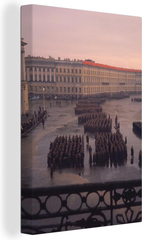 Canvas Schilderij Militaire parade bij het Hermitage museum in Sint-Petersburg - 20x30 cm - Wanddecoratie