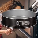 Chef Aid Ronde Springvorm met Losse Bodem 22,6 cm van Koolstofstaal met Antiaanbaklaag, Taartvorm voor Cheesecake en Cake, Geschikt voor Koelkast en Vriezer, Grijs