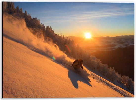 Dibond - Ondergaande Zon bij de Skipiste - 40x30cm Foto op Aluminium (Wanddecoratie van metaal)