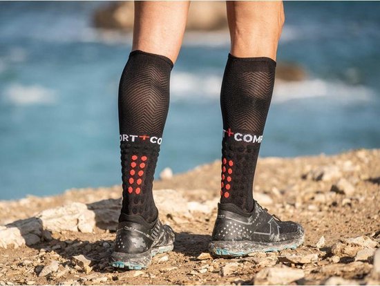 Chaussettes Compressport Full Run Black
