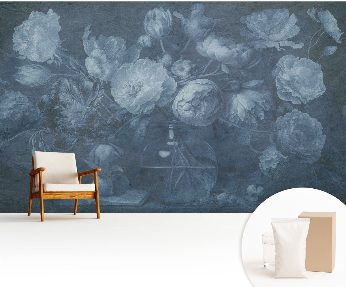 Wallfluent Fotobehang - Blauw Vliesbehang - 416x254 cm - Bloemarrangement Muurschildering - Slaapkamer behang Bloemen En Planten - Fotobehang Vlies - Slaapkamer behang