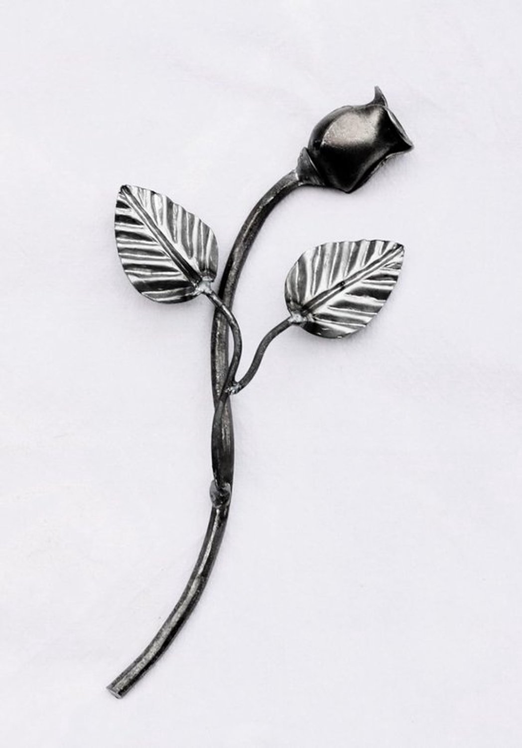 Smeedijzeren sierroos - Decoratieve bloem - Hekdecoratie - Handgemaakt staal - 23cm gebogen - Natuurlijk blank
