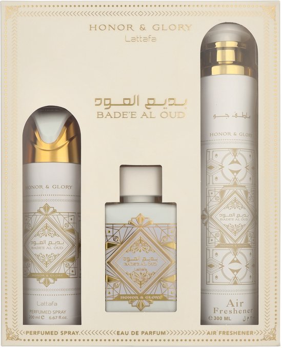 Lattafa Badee Al Oud Honor & Glory Giftset 600 ml - Edp Spray 100ml/Deo Spray 200ml/Air Freshener 300ml