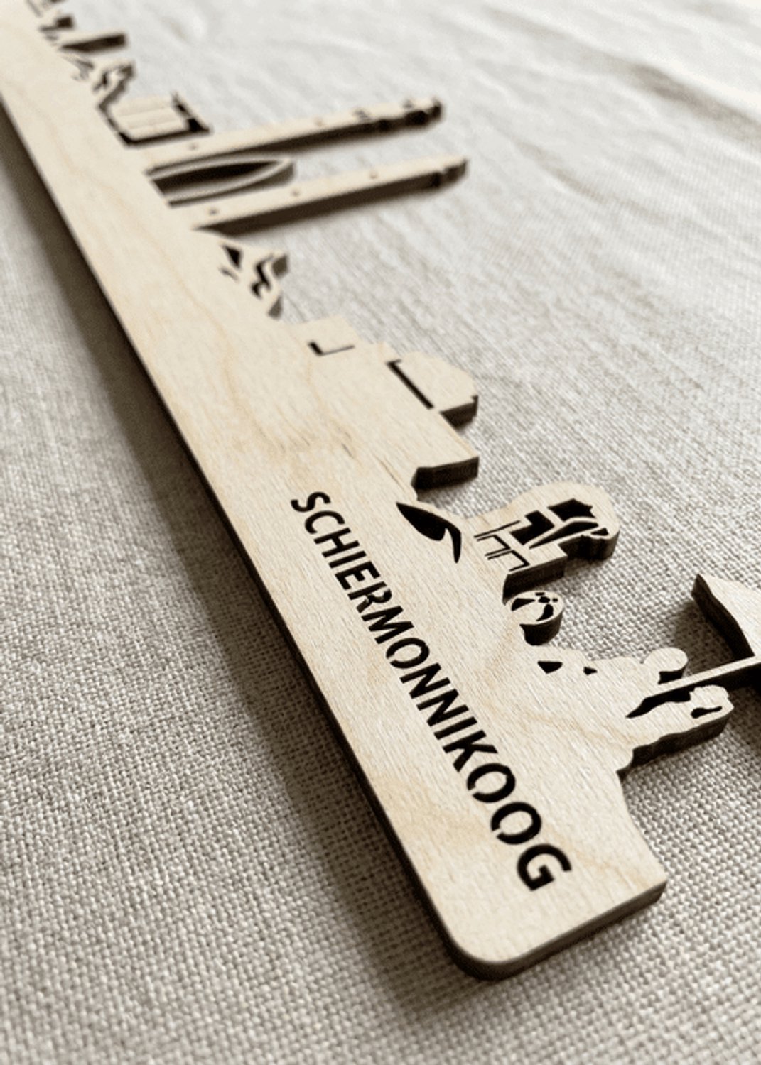 Houten Skyline Schiermonnikoog | Wanddecoratie voor aan de muur | Berken | 100 x 20 cm